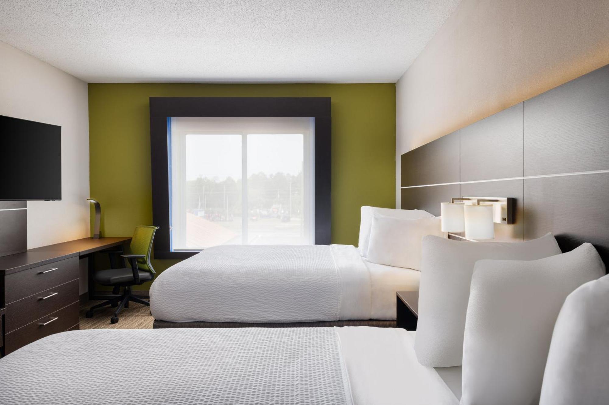 Holiday Inn Express - Spring Hill By Ihg Екстериор снимка